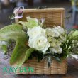 岐阜県岐阜市フラワーブティック　華友園の花　バスケットアレンジメント[ホワイト]